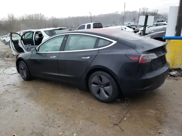 5YJ3E1EA4JF034418 2018 TESLA MODEL 3 - Image 2