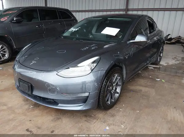 5YJ3E1EA4JF036962 2018 TESLA MODEL 3 - Image 2