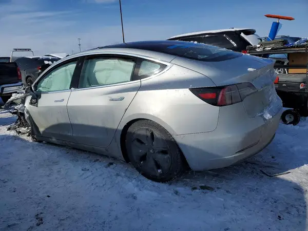 5YJ3E1EA4JF037223 2018 TESLA MODEL 3 - Image 2