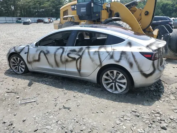 5YJ3E1EA4JF037271 2018 TESLA MODEL 3 - Image 2