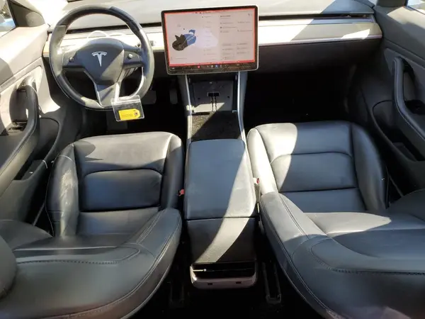5YJ3E1EA4JF038050 2018 TESLA MODEL 3 - Image 8