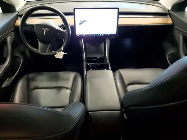5YJ3E1EA4JF038923 2018 TESLA MODEL 3 - Image 8
