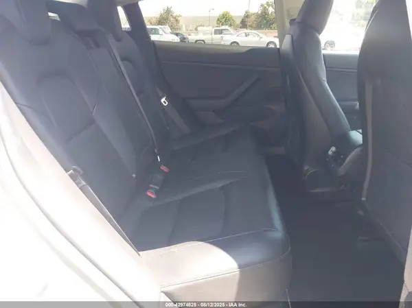 5YJ3E1EA4JF039215 2018 TESLA MODEL 3 - Image 8