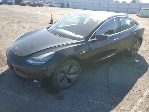 5YJ3E1EA4JF039697 2018 TESLA MODEL 3 - Image 1