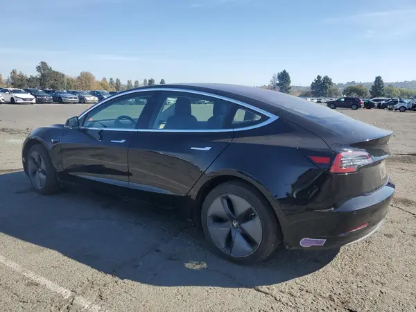 5YJ3E1EA4JF039697 2018 TESLA MODEL 3 - Image 2