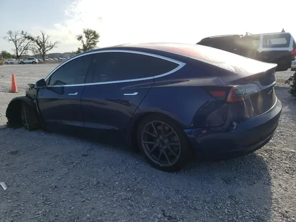 5YJ3E1EA4JF039859 2018 TESLA MODEL 3 - Image 2