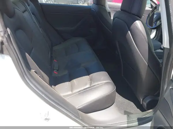 5YJ3E1EA4JF039862 2018 TESLA MODEL 3 - Image 8