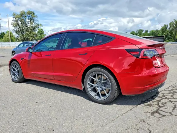 5YJ3E1EA4JF040980 2018 TESLA MODEL 3 - Image 2