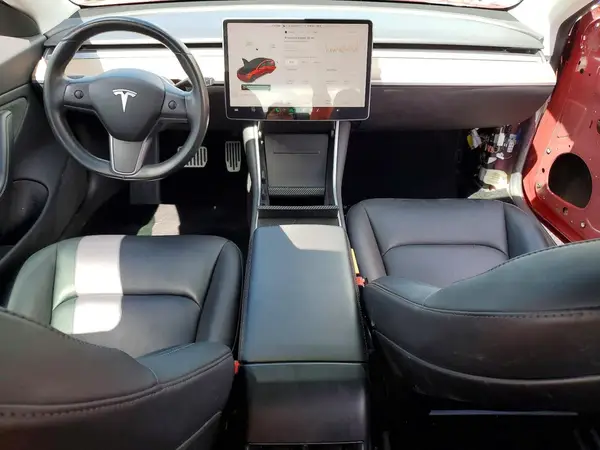 5YJ3E1EA4JF040980 2018 TESLA MODEL 3 - Image 8