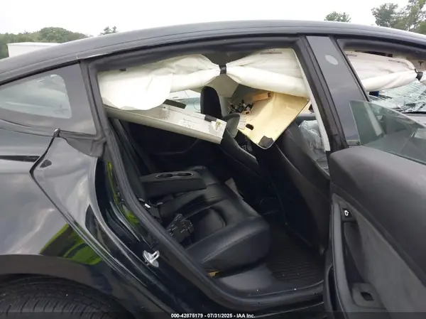5YJ3E1EA4JF043278 2018 TESLA MODEL 3 - Image 8