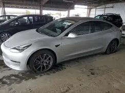 5YJ3E1EA4JF043975 2018 TESLA MODEL 3