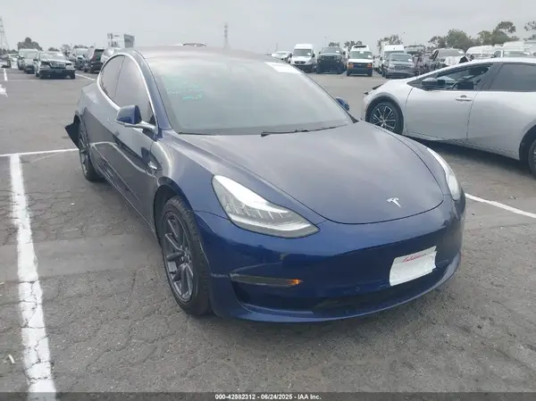 5YJ3E1EA4JF044608 2018 TESLA MODEL 3 - Image 1