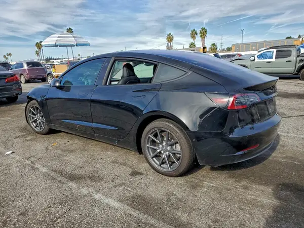 5YJ3E1EA4JF044642 2018 TESLA MODEL 3 - Image 2