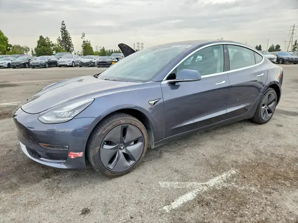 5YJ3E1EA4JF045094 2018 TESLA MODEL 3 - Image 1