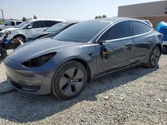 5YJ3E1EA4JF045418 2018 TESLA MODEL 3