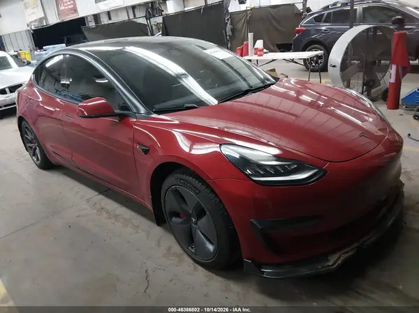 5YJ3E1EA4JF048030 2018 TESLA MODEL 3 - Image 1