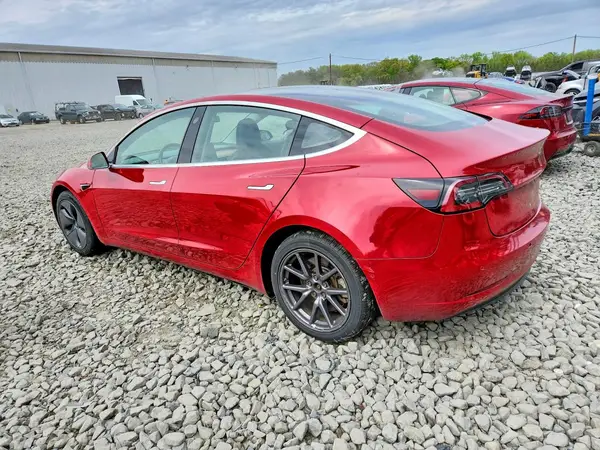 5YJ3E1EA4JF048139 2018 TESLA MODEL 3 - Image 2