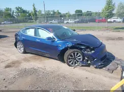5YJ3E1EA4JF049730 2018 TESLA MODEL 3