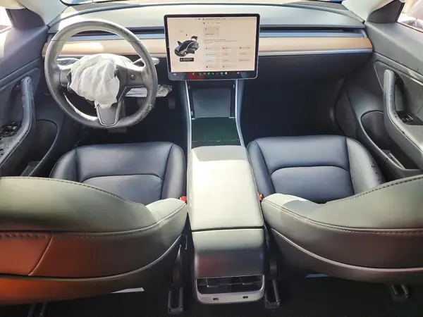 5YJ3E1EA4JF049839 2018 TESLA MODEL 3 - Image 8