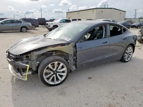5YJ3E1EA4JF049923 2018 TESLA MODEL 3 - Image 1