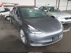 5YJ3E1EA4JF050215 2018 TESLA MODEL 3
