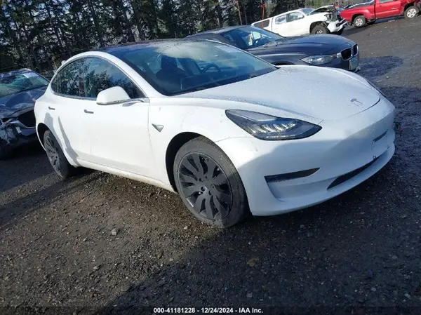 5YJ3E1EA4JF051011 2018 TESLA MODEL 3 - Image 1