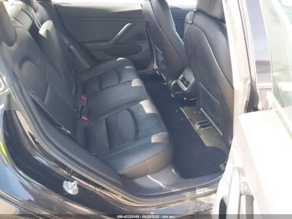 5YJ3E1EA4JF051736 2018 TESLA MODEL 3 - Image 8