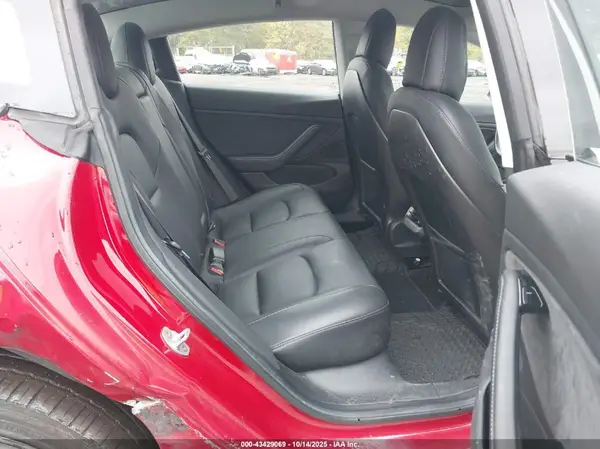 5YJ3E1EA4JF052255 2018 TESLA MODEL 3 - Image 8