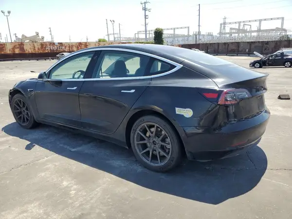 5YJ3E1EA4JF052319 2018 TESLA MODEL 3 - Image 2