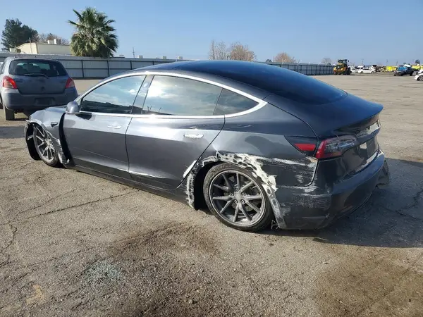 5YJ3E1EA4JF052918 2018 TESLA MODEL 3 - Image 2