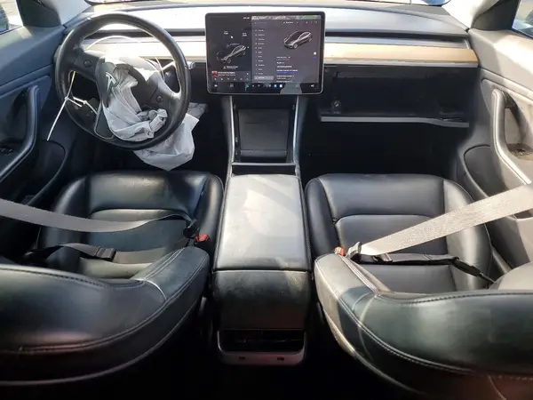 5YJ3E1EA4JF052918 2018 TESLA MODEL 3 - Image 8