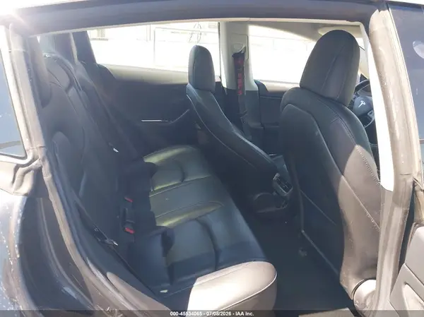 5YJ3E1EA4JF053924 2018 TESLA MODEL 3 - Image 8