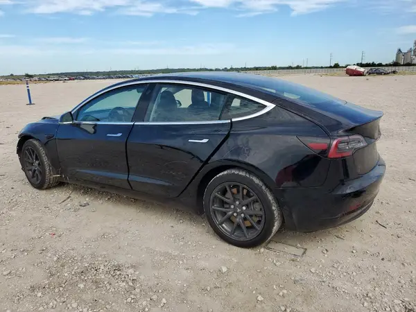 5YJ3E1EA4JF056905 2018 TESLA MODEL 3 - Image 2