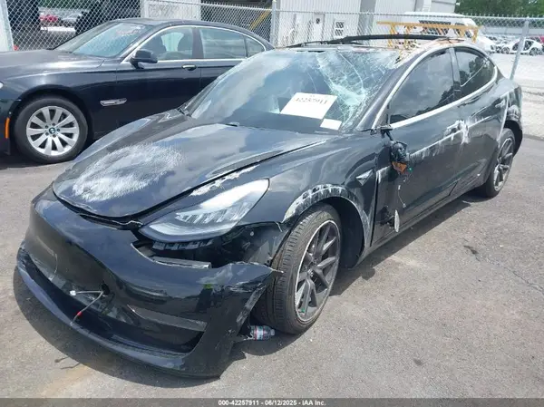 5YJ3E1EA4JF056984 2018 TESLA MODEL 3 - Image 2