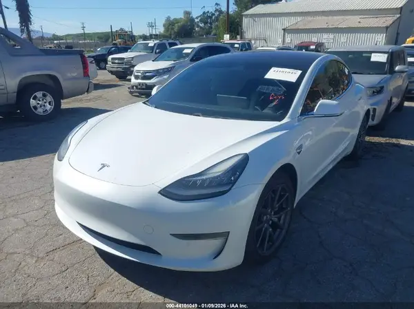 5YJ3E1EA4JF057620 2018 TESLA MODEL 3 - Image 2