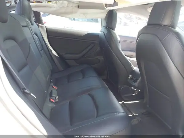 5YJ3E1EA4JF060176 2018 TESLA MODEL 3 - Image 8