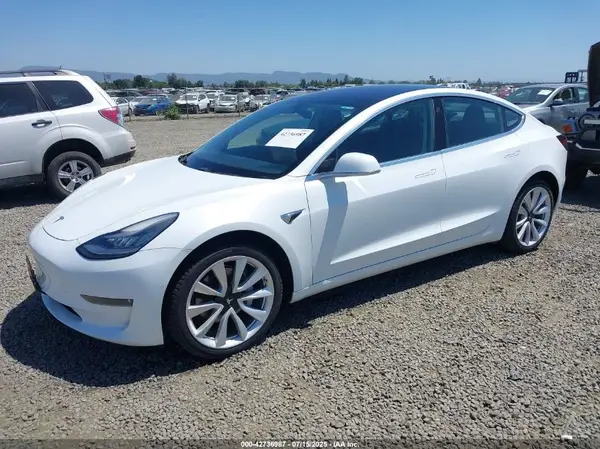 5YJ3E1EA4JF062932 2018 TESLA MODEL 3 - Image 2