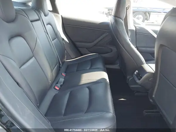 5YJ3E1EA4JF069895 2018 TESLA MODEL 3 - Image 8