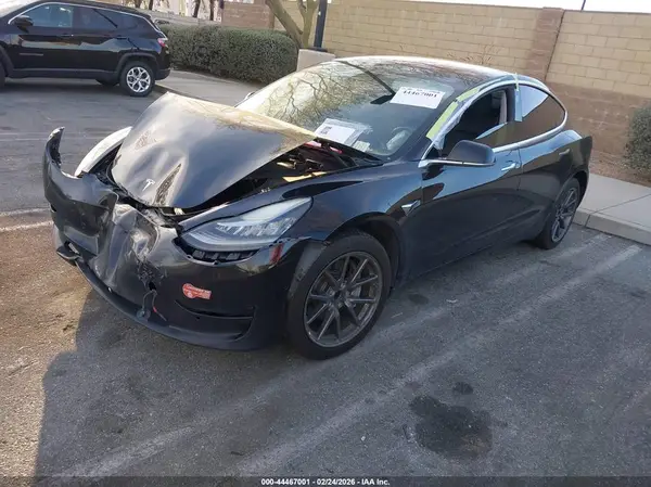 5YJ3E1EA4JF070111 2018 TESLA MODEL 3 - Image 2