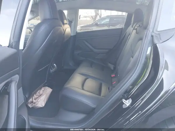 5YJ3E1EA4JF070111 2018 TESLA MODEL 3 - Image 8