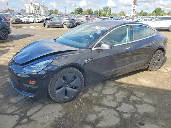 5YJ3E1EA4JF070125 2018 TESLA MODEL 3 - Image 1