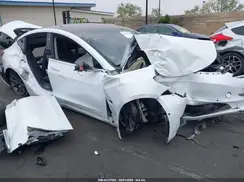 5YJ3E1EA4JF076099 2018 TESLA MODEL 3