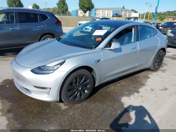 5YJ3E1EA4JF076538 2018 TESLA MODEL 3 - Image 2