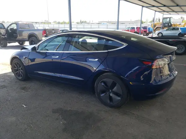 5YJ3E1EA4JF077897 2018 TESLA MODEL 3 - Image 2