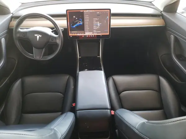 5YJ3E1EA4JF077897 2018 TESLA MODEL 3 - Image 8
