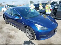5YJ3E1EA4JF078080 2018 TESLA MODEL 3
