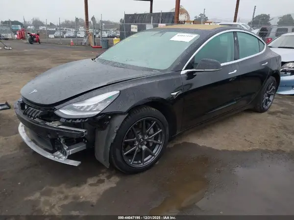 5YJ3E1EA4JF101499 2018 TESLA MODEL 3 - Image 2