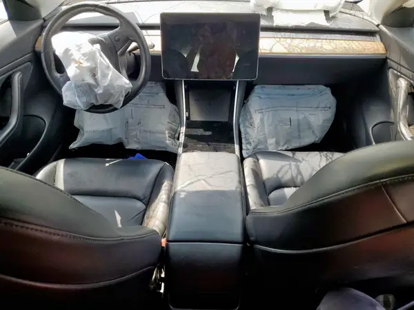 5YJ3E1EA4JF102135 2018 TESLA MODEL 3 - Image 8