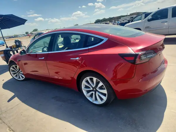 5YJ3E1EA4JF102961 2018 TESLA MODEL 3 - Image 2