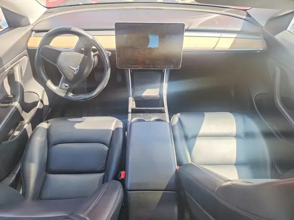 5YJ3E1EA4JF102961 2018 TESLA MODEL 3 - Image 8